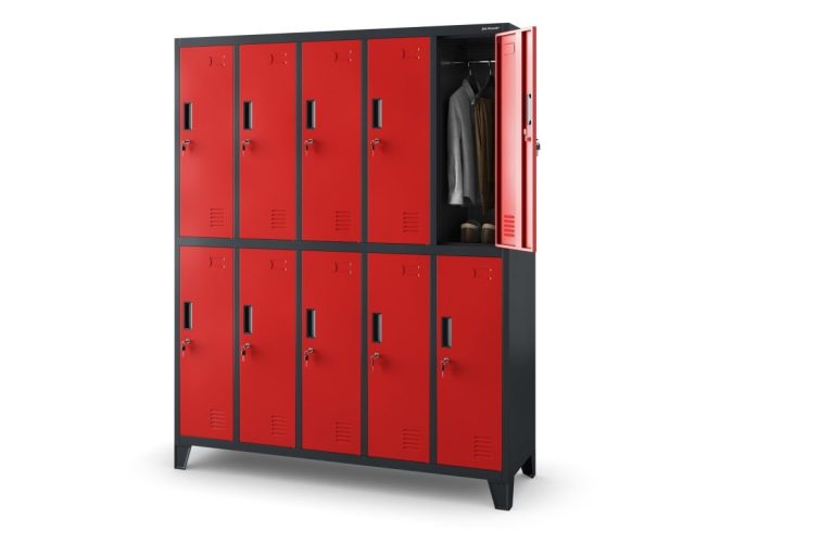 10-door metal employee lockers